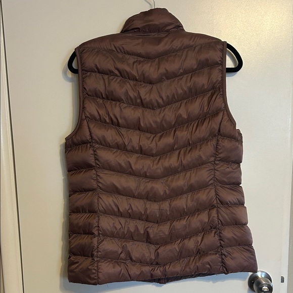 32 Degrees Brown Quilted Vest - Picture 5 of 5